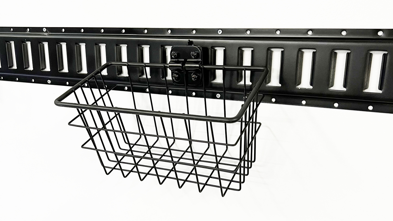 Wire Basket with E Fitting - Image 2
